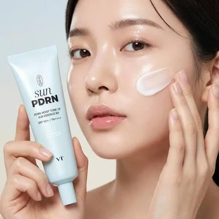 Солнцезащитная эссенция VT Cosmetics PDRN Moist Tone Up Sun Essence RX SPF50+ PA++++ 60ml — изображение 5